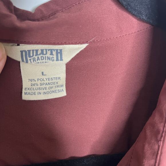 Duluth Trading Co. Women's Flexcellence Long Shirt Maroon 89809 Large - Picture 4 of 5